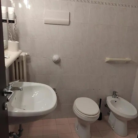 & Restaurant San Marco Ab 酒店 托斯科拉诺-马德尔诺